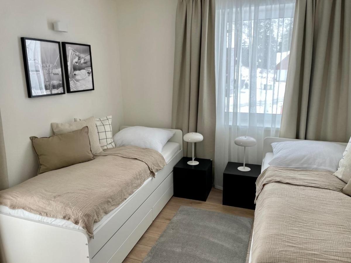 Apartmany Kellov Dom เดมานอฟสกา โดลินา ภายนอก รูปภาพ
