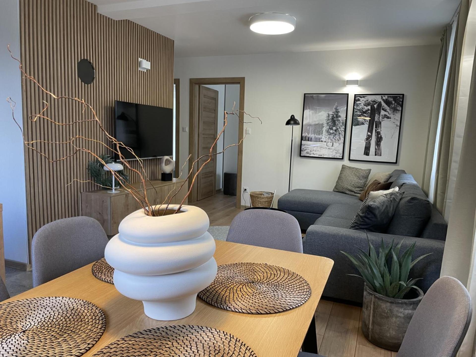 Apartmany Kellov Dom เดมานอฟสกา โดลินา ภายนอก รูปภาพ