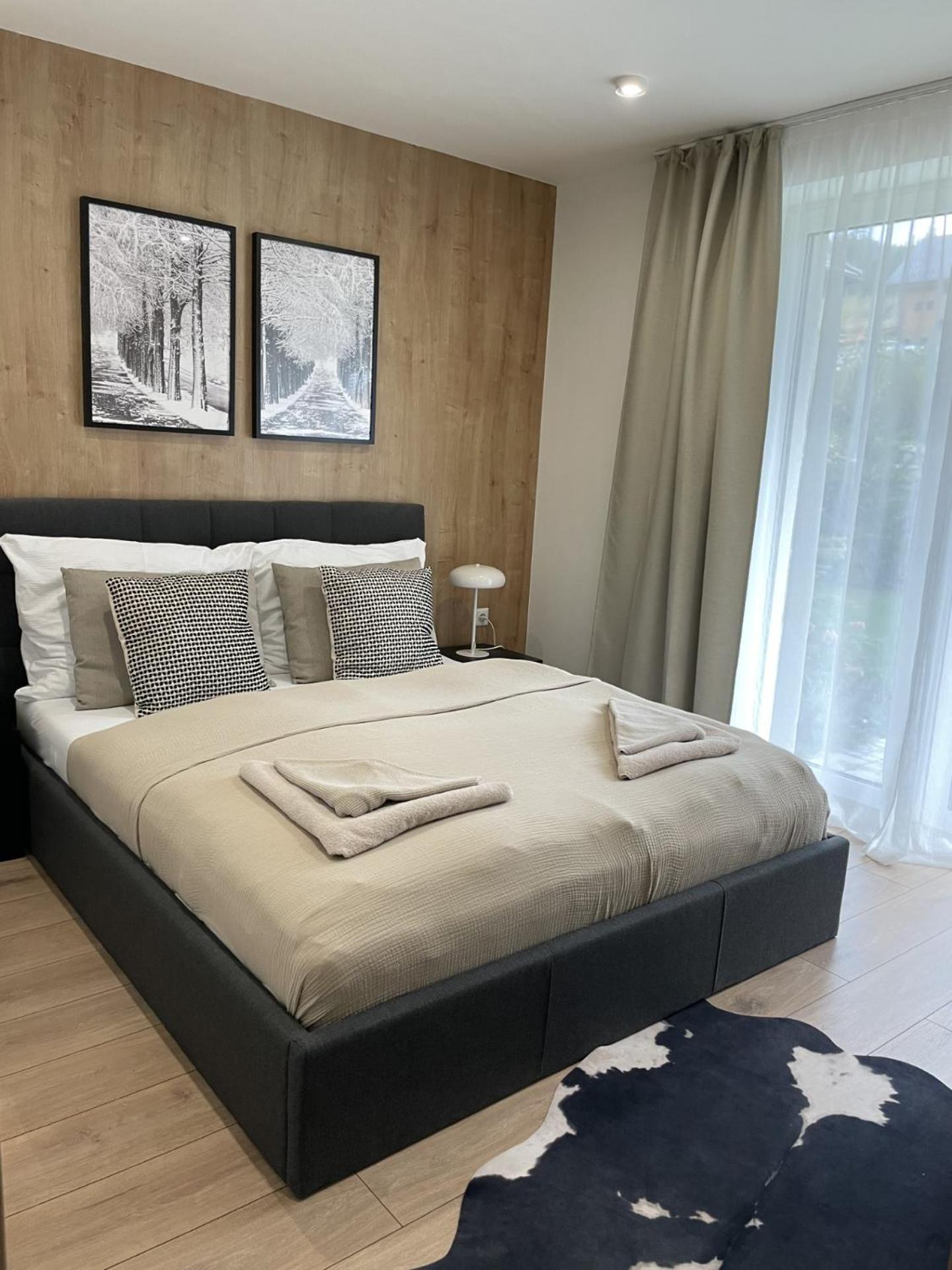 Apartmany Kellov Dom เดมานอฟสกา โดลินา ภายนอก รูปภาพ