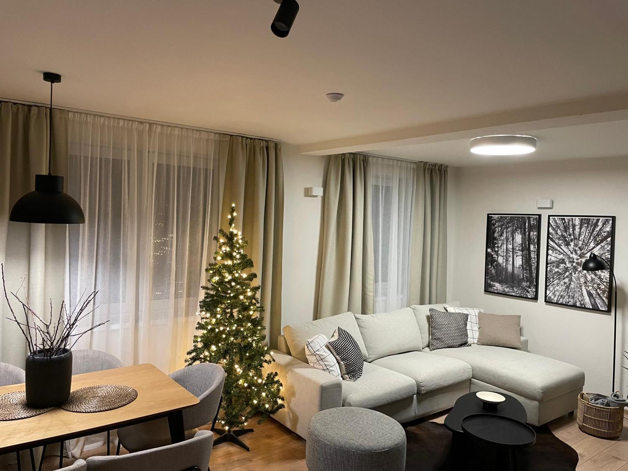 Apartmany Kellov Dom เดมานอฟสกา โดลินา ภายนอก รูปภาพ